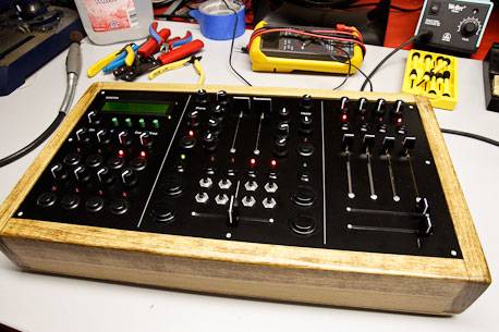 midiboxfinal-1.jpg midiboxfinal-1.jpg