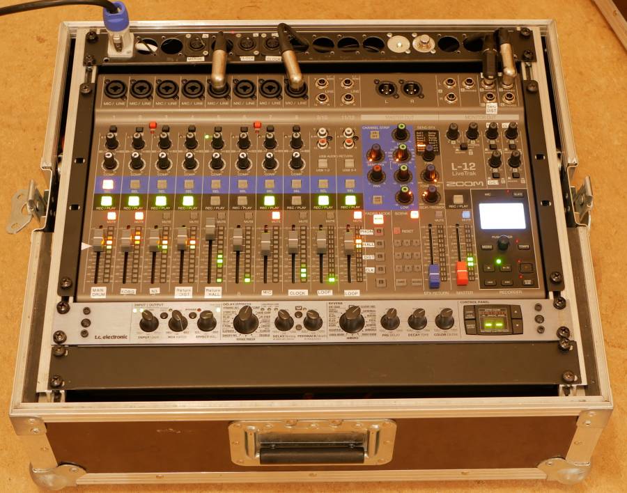 clk2aclk-l12-rack-solution.jpg clk2aclk-l12-rack-solution.jpg