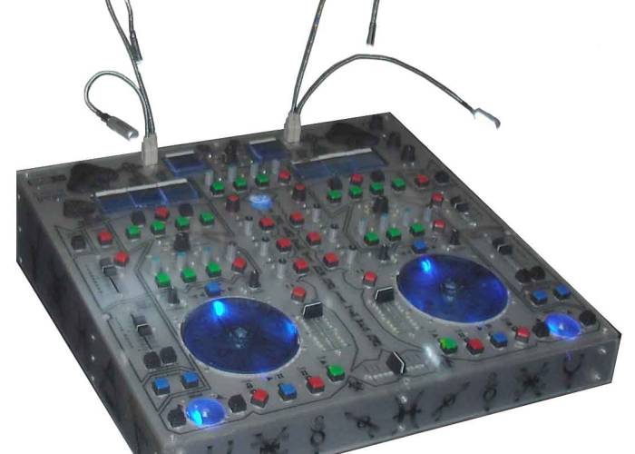 mte.bplaced.net_hardware-projects_traktorizer-page_traktorizer-main.jpg mte.bplaced.net_hardware-projects_traktorizer-page_traktorizer-main.jpg